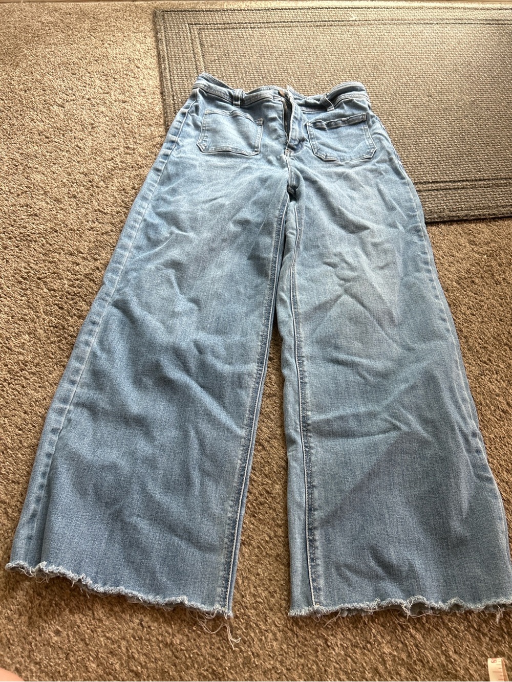 OAT New York Wide Leg Cropped Jeans Size 8 29 Light Wash Raw Hem Stretch Denim